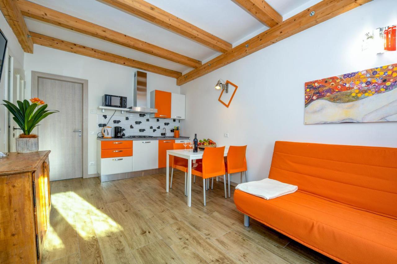 Casa Nel Borgo - Il Picchio Apartment Tremosine Exterior foto
